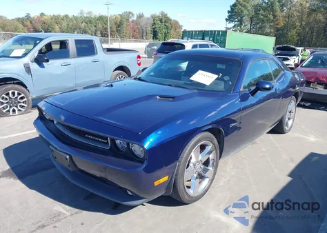 2014 Dodge Challenger Sxt z USA, uszkodzony, nr VIN 2C3CDYAG8EH180010